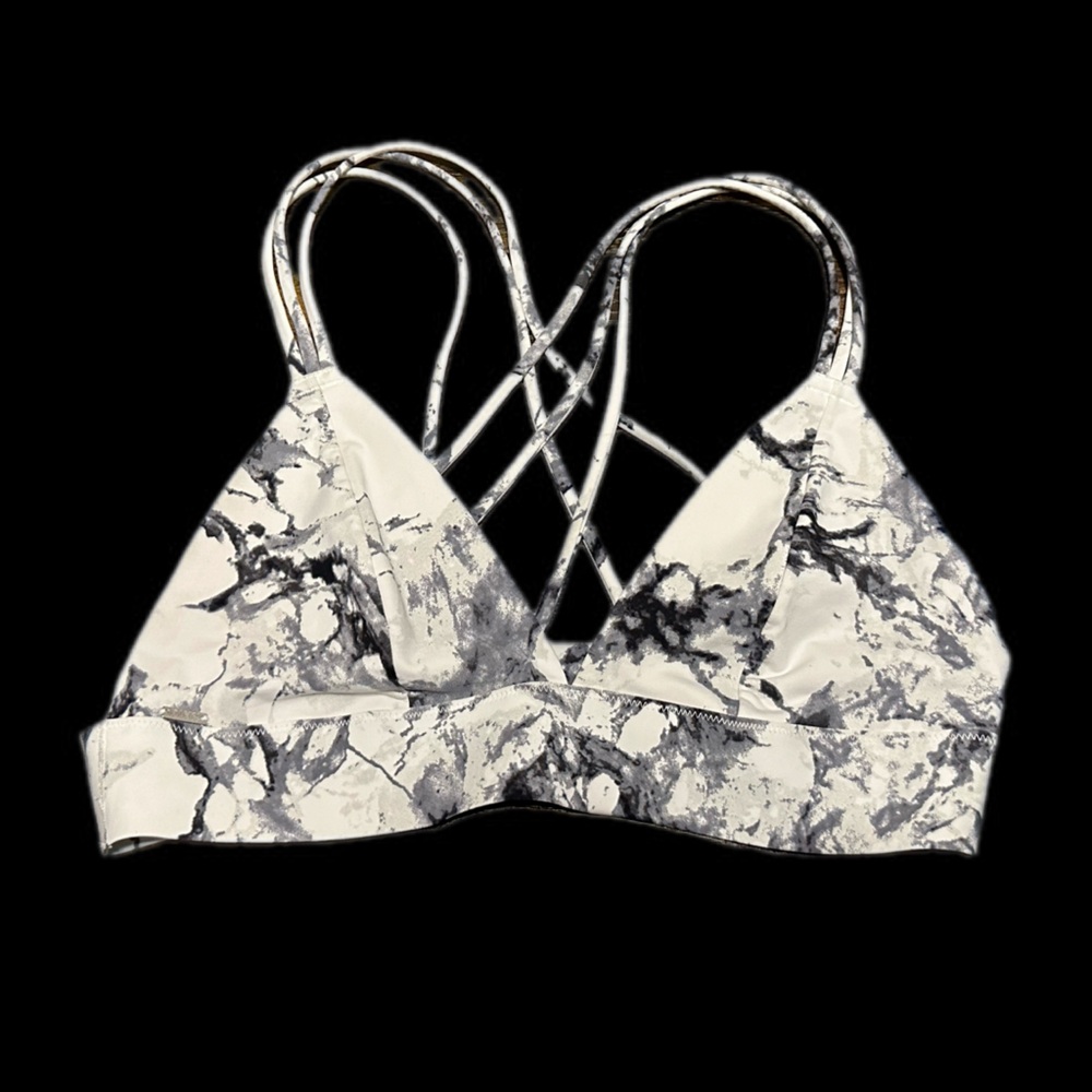 Victoria’s Secret Pink sports bra